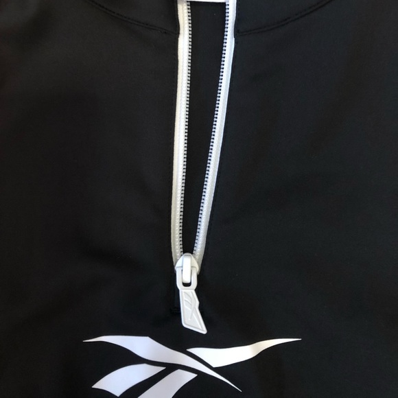 🖤💙Women’s Sports Bra Tops💙🖤 - Picture 5 of 6